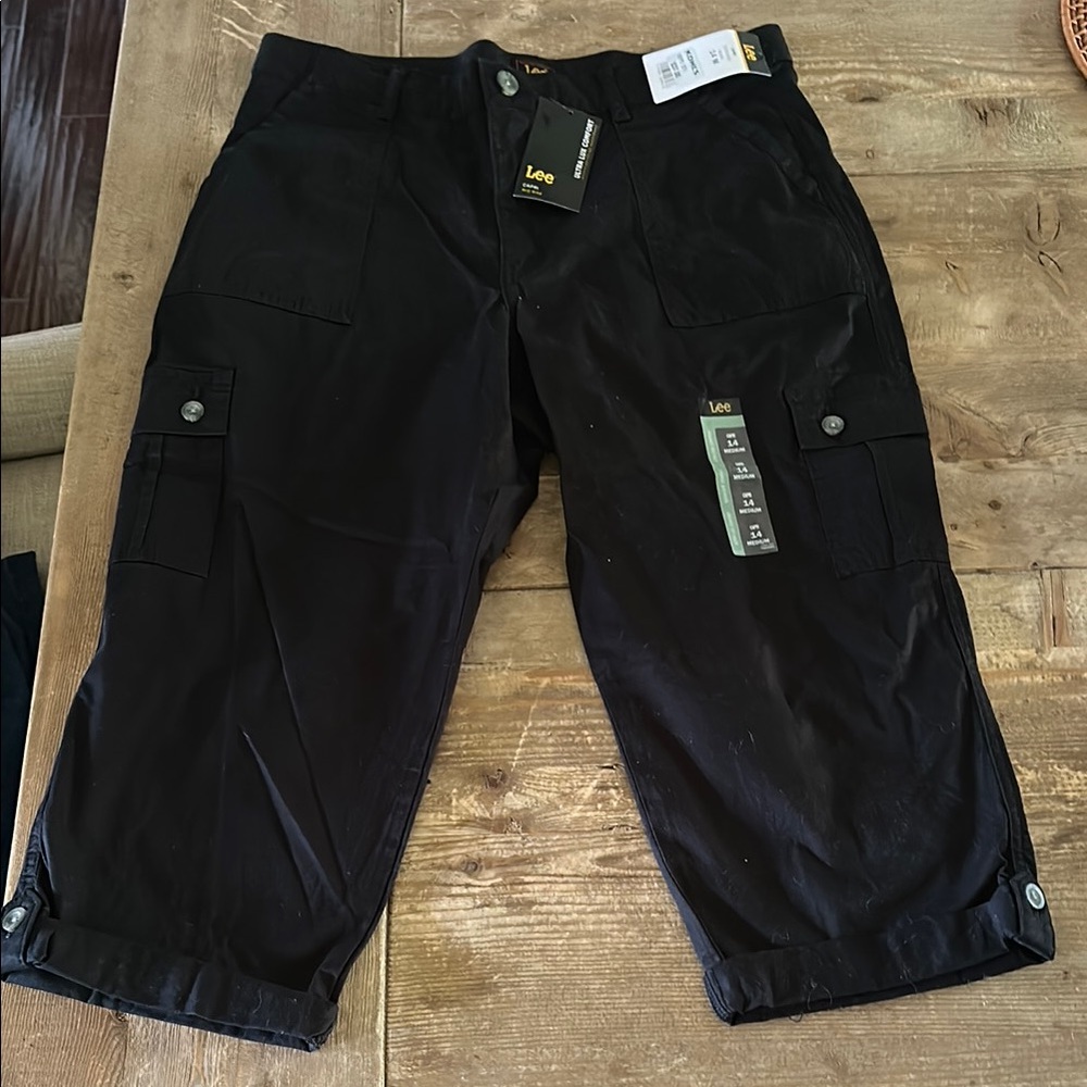 NWT Lee Women's Black Cropped Cargo Pants